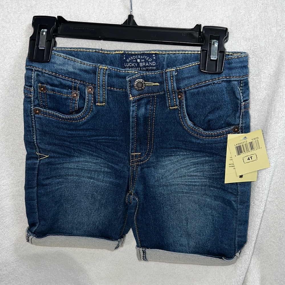 New with tag Lucky Brand denim shorts. Girls size 4T.